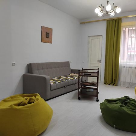 Ners Guest House Gyumri Eksteriør bilde